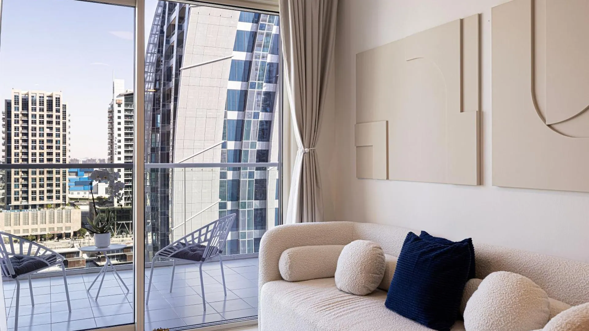 New Designed 2-Br Downtown Dubai Apartment