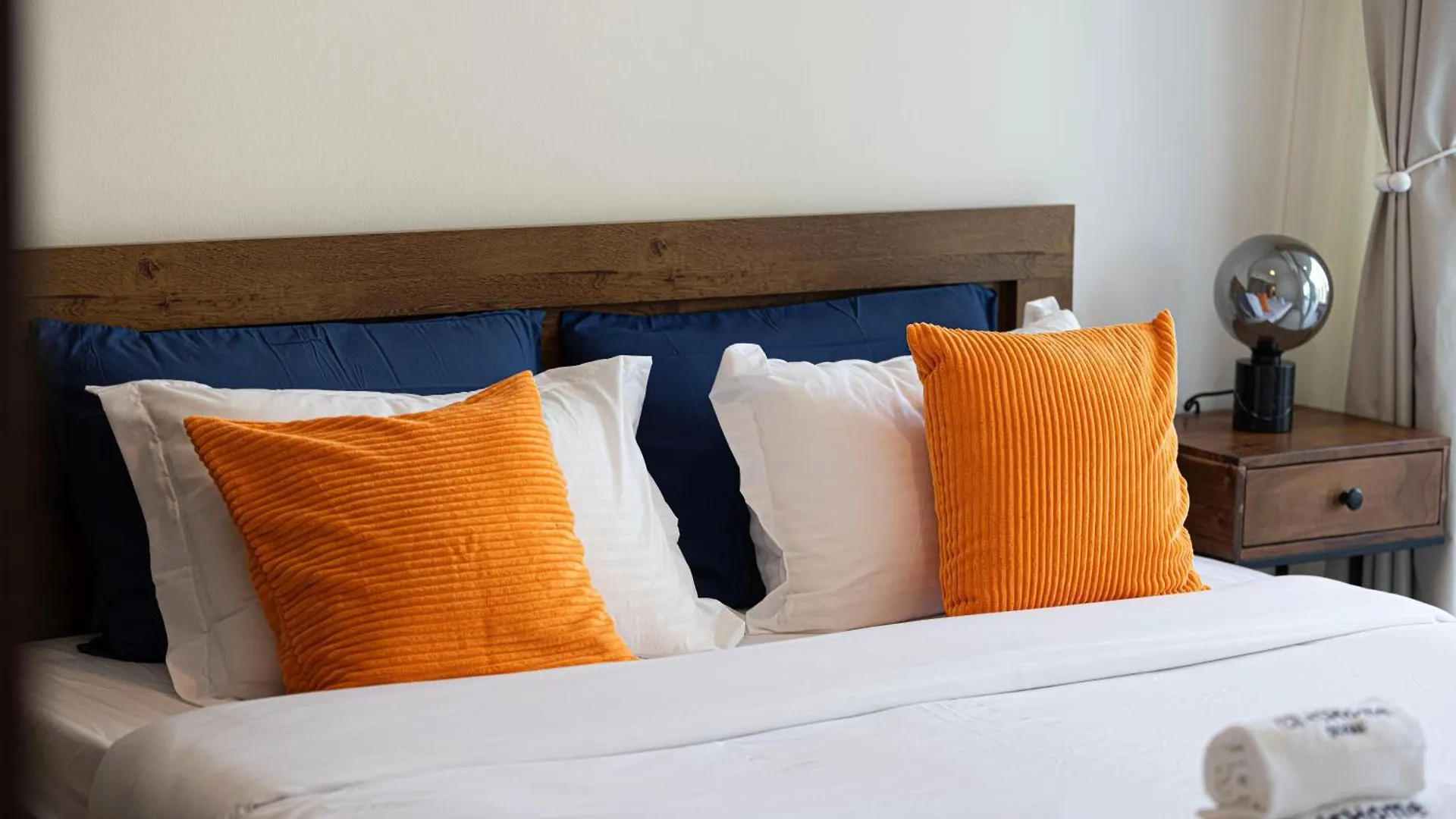 New Designed 2-Br Downtown Dubai Apartment 0*,  United Arab Emirates