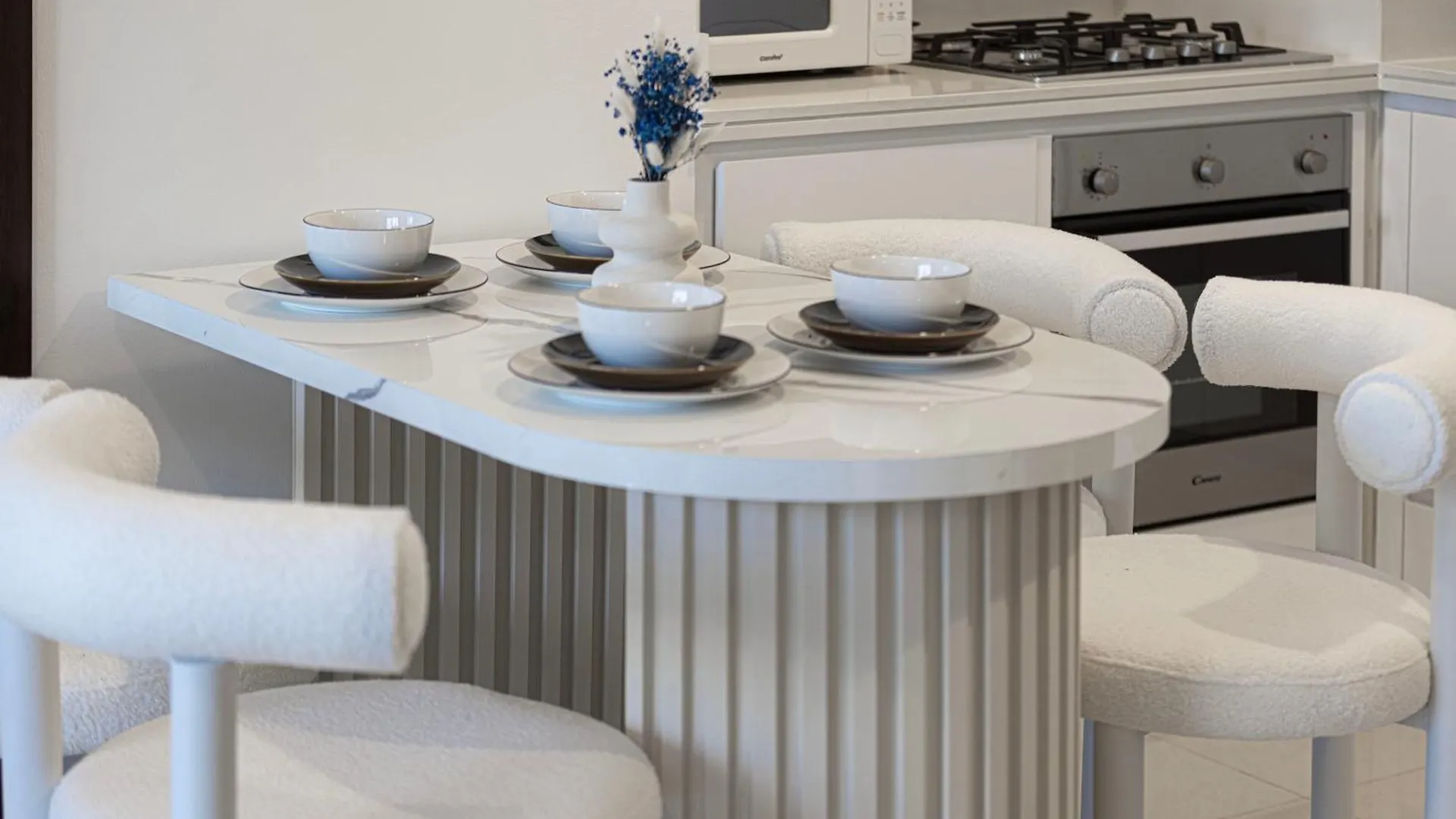 New Designed 2-Br Downtown Dubai Apartment