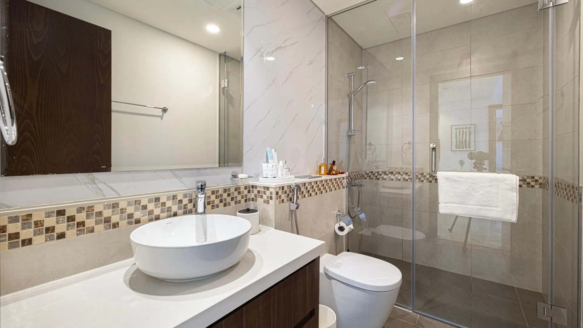 New Designed 2-Br Downtown Dubai Apartment
